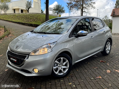 Peugeot 208 1.2 VTi SE Style