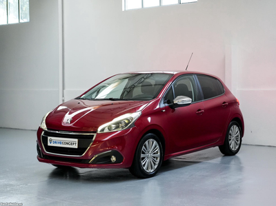 Peugeot 208 1.2 PureTech Style