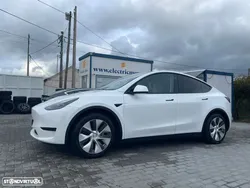 Tesla Model Y Standard RWD