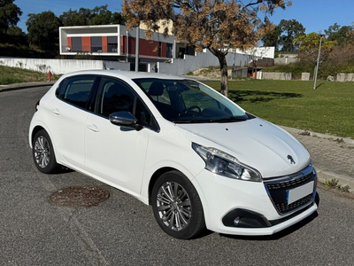 Peugeot 208 1.2 PureTech GT Line