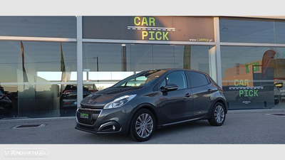 Peugeot 208 1.2 PureTech Signature