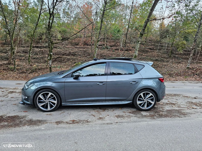 SEAT Leon 2.0 TDI DPF FR