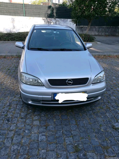 Opel Astra 1400