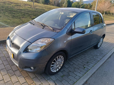 Toyota Yaris 1.3 VVT-i Sport