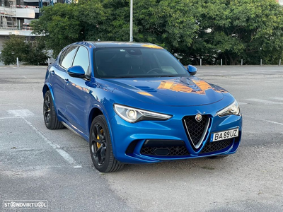 Alfa Romeo Stelvio V6 2.9 Bi-Turbo AT8-Q4 Quadrifoglio