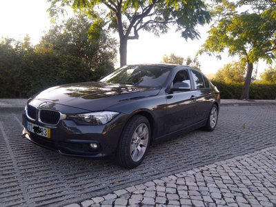 BMW 318 Automático