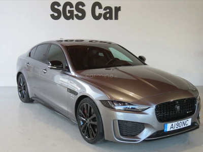 Jaguar XE 2.0 D200 R-Dynamic Black