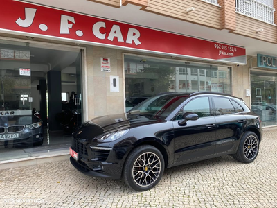 Porsche Macan PDK