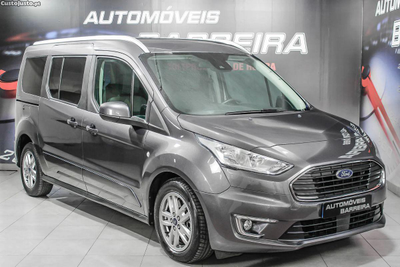 Ford Tourneo Grand 1.5 TDCi Titanium