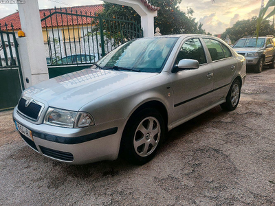 Skoda Octavia 1.4 Ambiente GPL