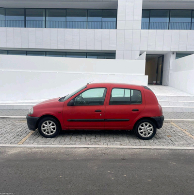 Renault Clio 1.2 / 214.000 Klm