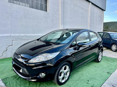 Ford Fiesta Guia