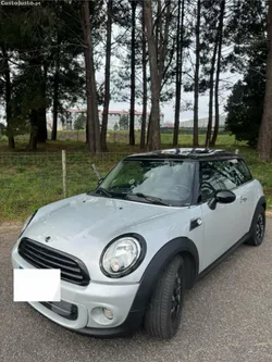 MINI Cooper R56