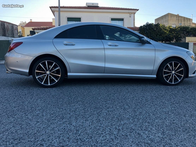 Mercedes-Benz CLA 220 Mercedes CLA 220 170 cv