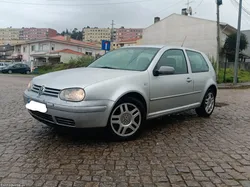 VW Golf IV 1.4 16V Desportivo