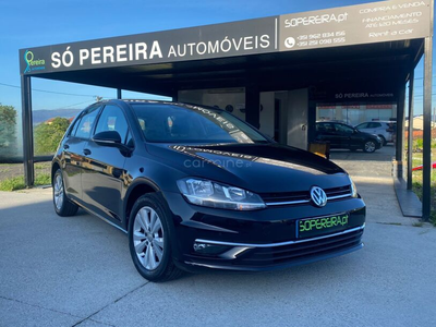 Volkswagen Golf 1.0 TSI Confortline DSG