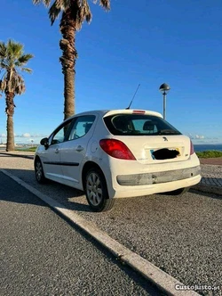 Peugeot 207 Peugeot 207 1.4 HDI 68cv