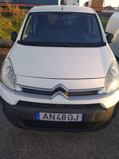 Citroën Berlingo 3 lug,1.6 hdi,automatica,a.c,c/nova!!