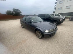 BMW 318 i  gasolina