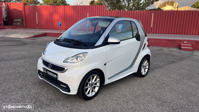 Smart ForTwo Coupé 1.0 mhd Passion 71