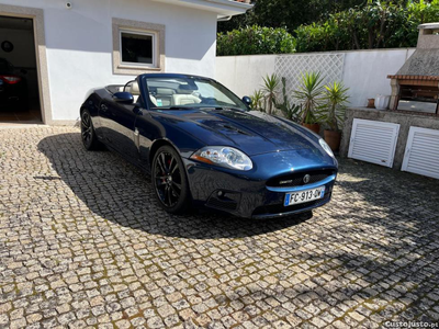 Jaguar XKR 4.2L 416cv