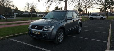 Suzuki Grand Vitara 5 lugares