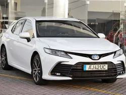 Toyota Camry 2.5 HDF Luxury