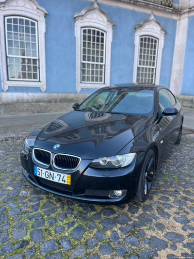 BMW 320 320d Coupe