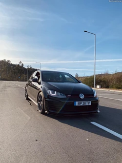 VW Golf GTI Performance