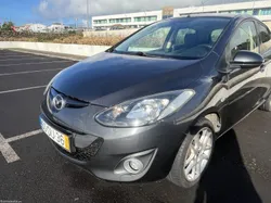 Mazda 2 1.3 impecável