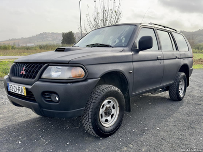 Mitsubishi Pajero SportWagon 2.5TD