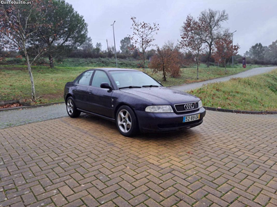 Audi A4 1.9tdi 110cv bom estado