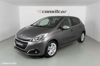 Peugeot 208 1.2 PureTech Signature