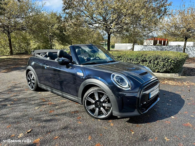 MINI Cabrio Cooper S Sport Edition Auto Desportiva