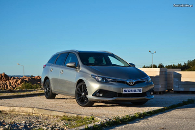 Toyota Auris Touring Sports D-4D ACTIVE - Nacional - c/Garantia