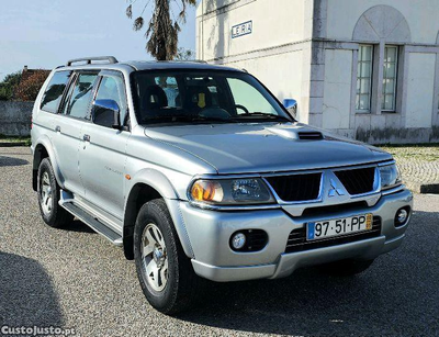 Mitsubishi Pajero Sportwagon