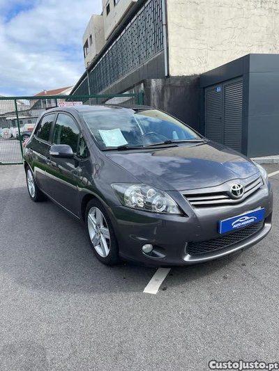 Toyota Auris sport