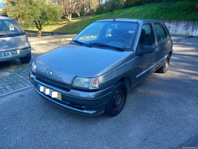 Renault Clio rt