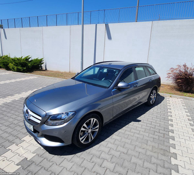 Mercedes-Benz C 200 D 2.143cc 7G AUTOMÁTICA