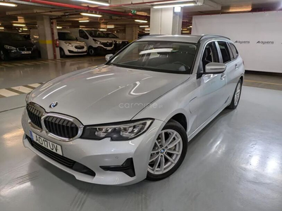 BMW Serie-3 330 e Touring Corporate Edition Auto