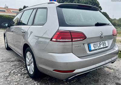 VW Golf  Variant 1.6 Tdi Confortline 115cv