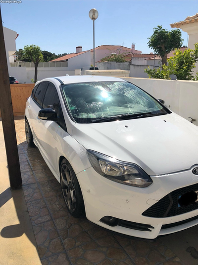 Ford Focus ST Line