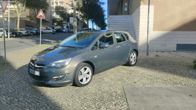 Opel Astra 1.4i 16V Mod. Exclusive - C/ Novo