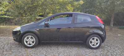 Fiat Grande Punto 1.2 gasolina a.c ótimo troco