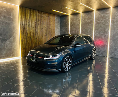 VW Golf 2.0 TSI GTI DSG Performance