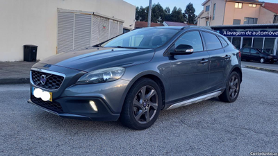 Volvo V40 Cross Country Gps Nacional / Aceito Retoma