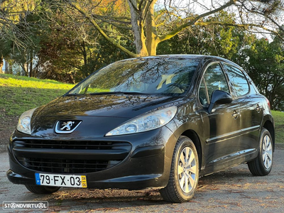 Peugeot 207 1.4 16V Open