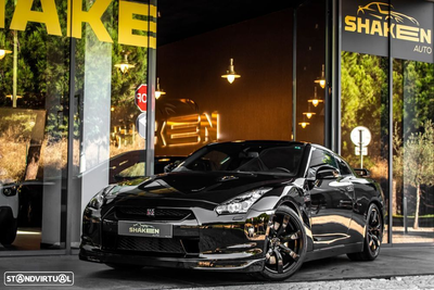 Nissan GT-R Black Edition