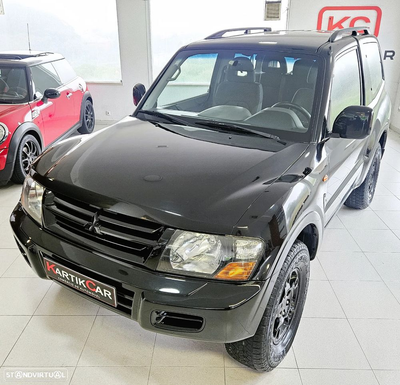 Mitsubishi Pajero 2.5 TDi GLX