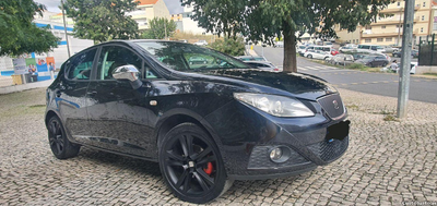 Seat Ibiza ibiza 2011 com 180 mil km, 1.2 kit distribuição e embreagem novos